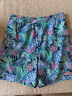 Vineyard Vines Men’s Blue Tropical Turtle & Pineapple Swim Trunks
